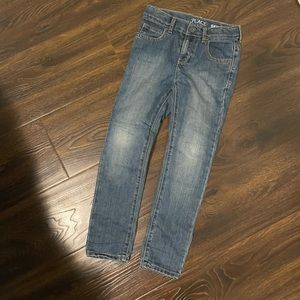 Like new! Skinny size 7 jeans